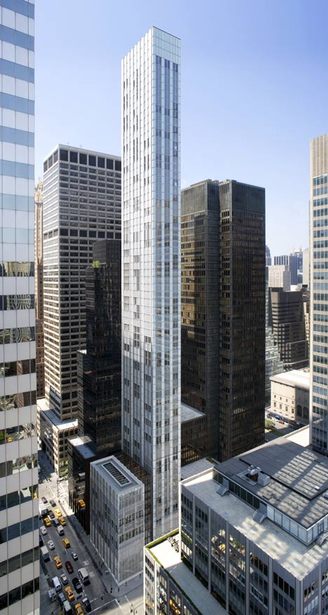 Foster's skinny skyscraper underway beside Mies' Seagram Building