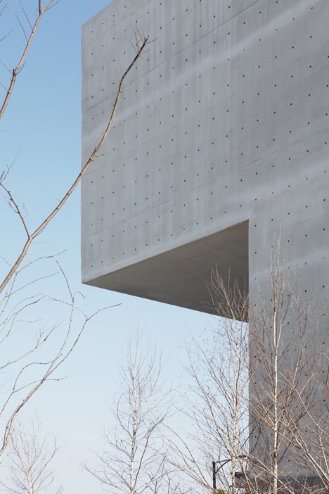Nameless Architecture adds concrete church to growing Korean town
