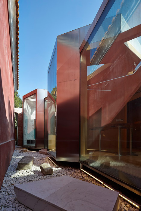 The Forbidden City Red-Wall Teahouse by Cutscape Architecture