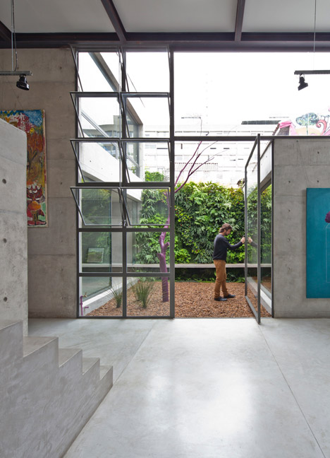 Atelier Aberto by AR Arquitetos is a São Paulo studio with a light-filled atrium