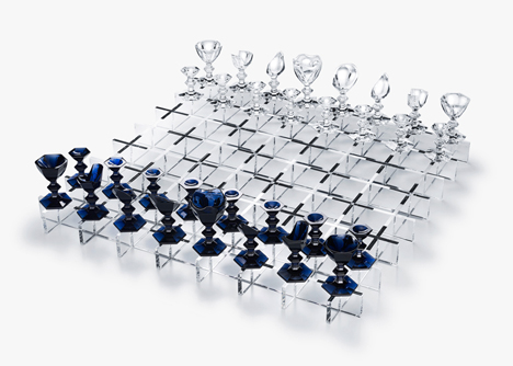 Nendo glass chess set for Baccarat