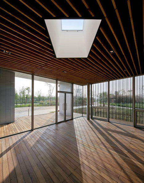 Visitor center in Kunshan China by Vector Architects