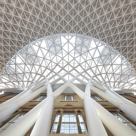 dezeen_Western-Concourse-at-Kings-Cross-by-John-McAslan-and-Partners_1