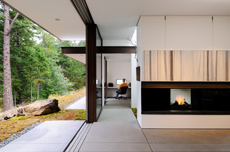 Eagle Ridge Residence by Gary Gladwish Architecture