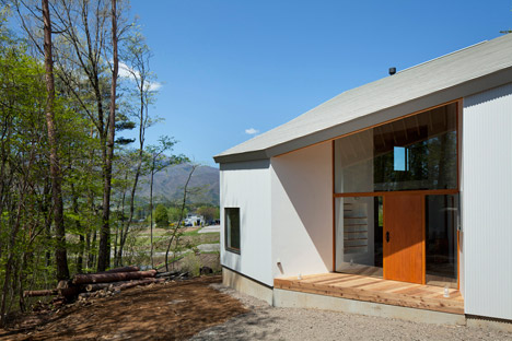 House to view the mountain by Kawashima Mayumi Architects