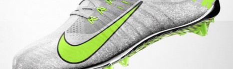 Nike Vapor Ultimate studded cleats