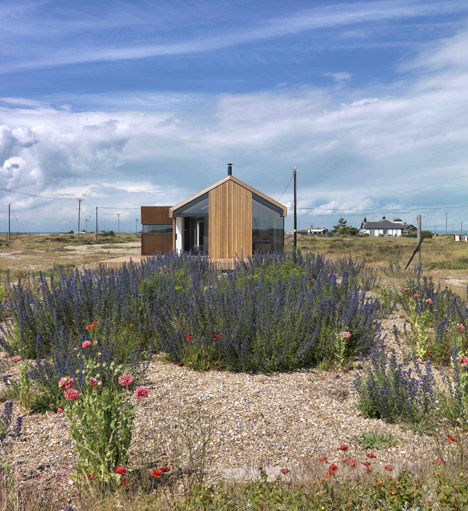 Pobble House Dungeness by Guy Hollaway