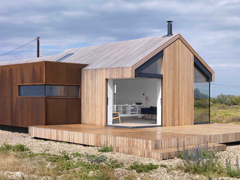 Pobble House Dungeness by Guy Hollaway