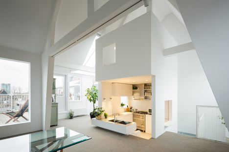 Apartment in Amsterdam by MAMM Design