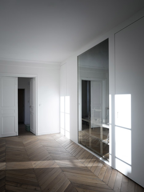 Apartment in the 6th Paris by CUT Architectures
