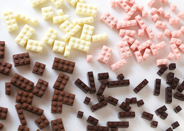 Kitchen accessories: Microwave - model made of LEGO bricks - Extra Extra  Bricks