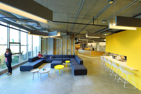 Funny Or Die Offices by Clive Wilkinson