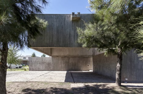 House M by Aire