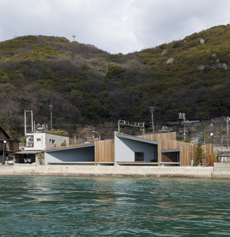 House in Onomichi by Suppose Design Office