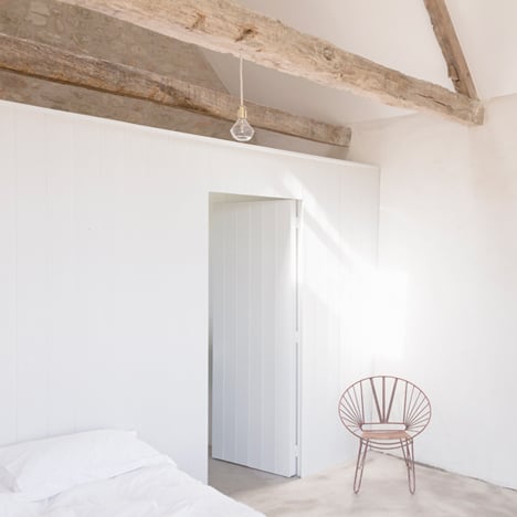 Septembre converts old French farmhouse into holiday home