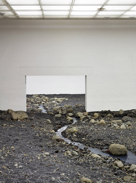 Riverbed-by-Olafur-Eliasson_dezeen_468_3