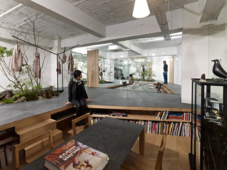 Sisii office and showroom by Yuko Nagayama and Associates