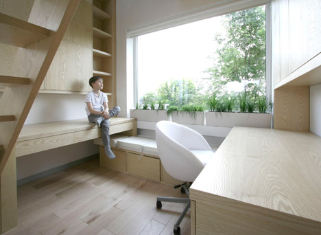 Interactive play and study space by Ruetemple