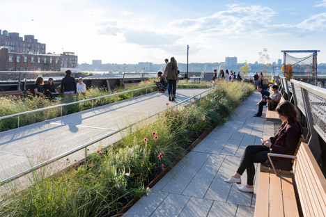 The-High-Line-at-the-Rail-Yards_dezeen_468_5