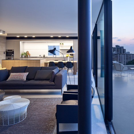 Y Duplex Penthouse by Pitsou Kedem