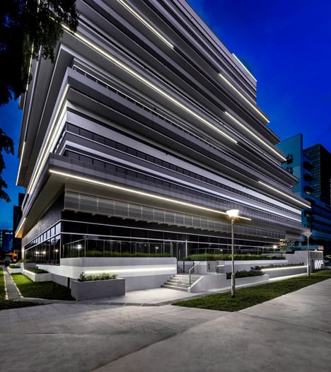 100PP office building by MOD