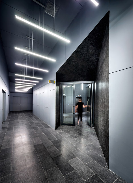 100PP office building by MOD