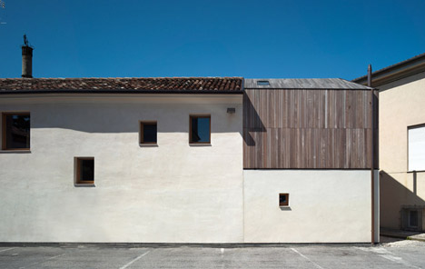 Casa Fiera by Massimo Galeotti Architetto