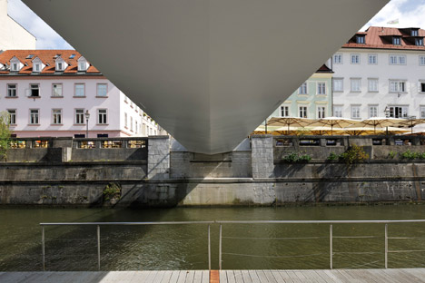 Footbridge Ribja Brv in Ljubljana by Arhitektura d.o.o.