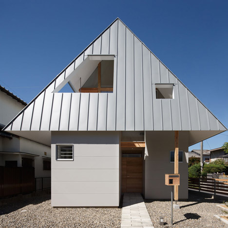HouseAA by Moca Architects