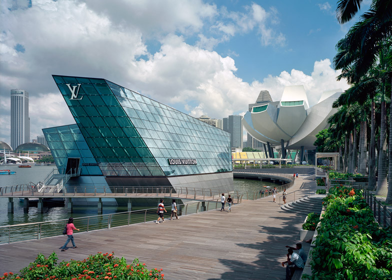 Singapore, Marina Bay, Louis Vuitton at Crystal Pavilion North