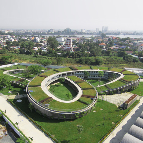 Vo Trong Nghia's Farming Kindergarten has a vegetable garden on its looping roof
