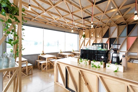 Thiết kế nội thất từ một nhà tù nhỏ trở thành quán cafe ở Úc