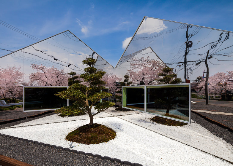 Bandesign clad the gables of a Japanese cafe in mirrors