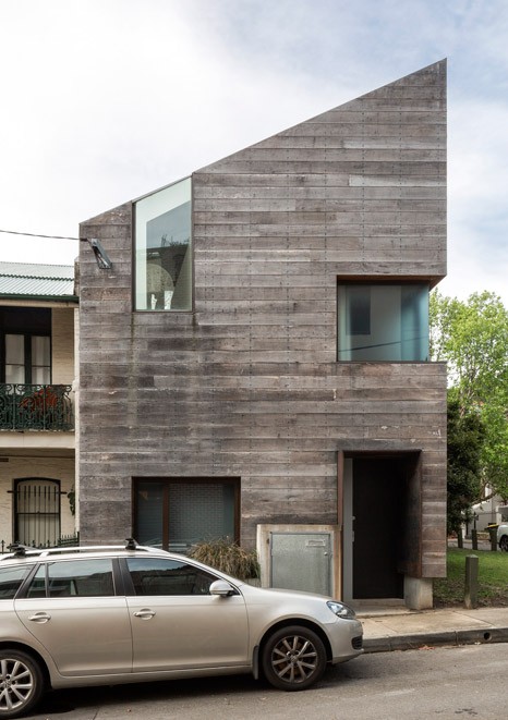 Stirling-House-by-Mac-Interactive-Architects_dezeen_468_12
