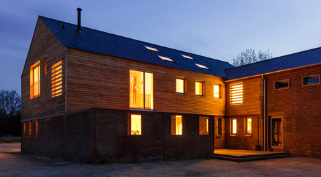Timber Frame House in Leighton Buzzard by A-Zero