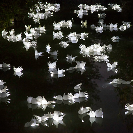 Luzinterruptus creates "weird and sinister" lighting installation using floating latex gloves