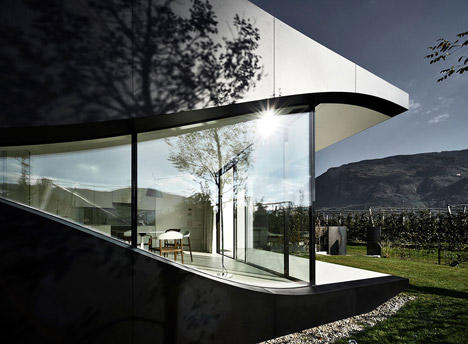 Mirror Houses by Peter Pichler