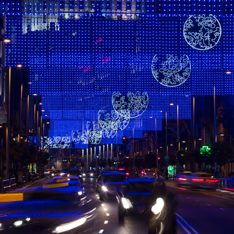 Madrid installs moon-themed Christmas lights