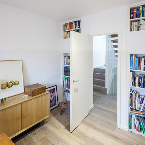 Roof extension to east london flat by Poulsom Middlehurst