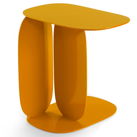 Caramel table by Claesson Koivisto Rune