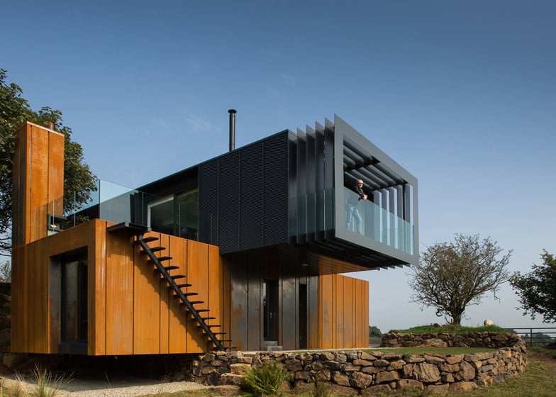 Grillagh Water House built from stacked shipping containers
