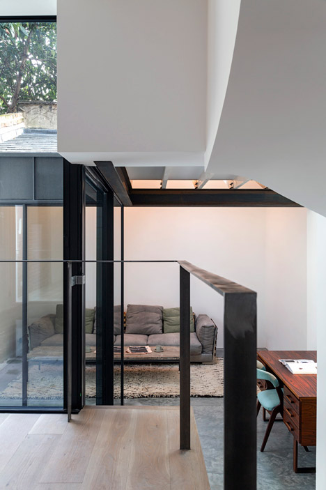 Fitzrovia House by West Architecture