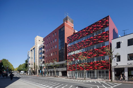 Keiun Building by Aisaka Architects
