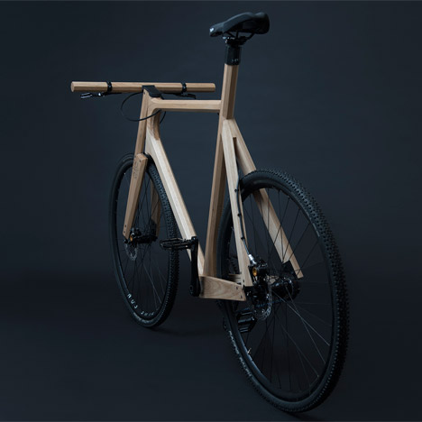 Wooden bicycle by Paul Timmer