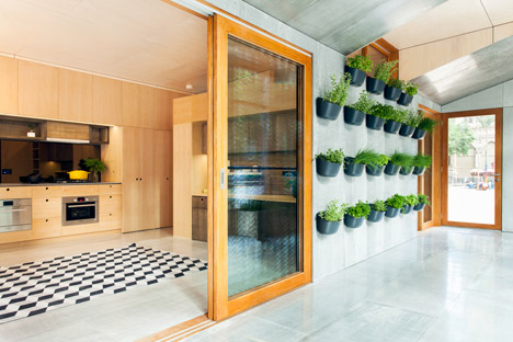 World's First Carbon Positive House by ArchiBlox
