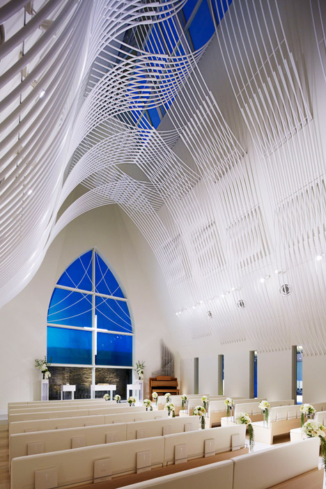Chapel in Japan by Eriko Kasahara