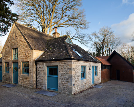 Gasworks cottage by Chris Dyson