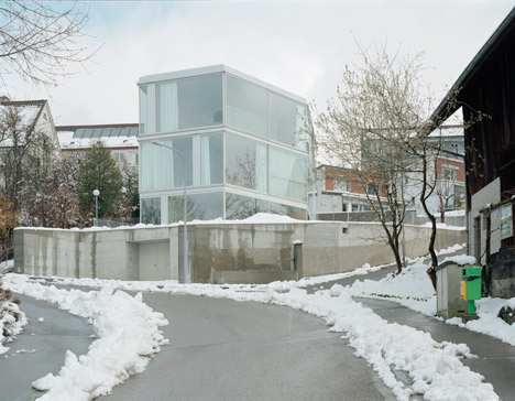 House with one wall in Zurich by Christian Kerez