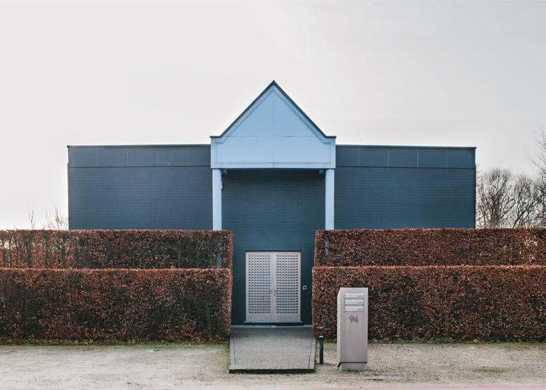 Ugly-Belgian-Houses_Hannes-Coudenys_deze