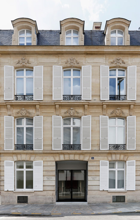 Dior-Men-offices-in-Paris-by-Antonio-Virga-Architecte_dezeen_468_7